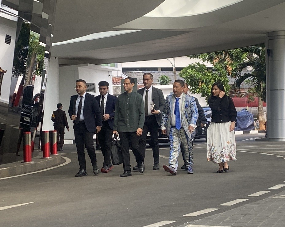 Nadiem Tiba di Kejagung, Siap Diperiksa Terkait Dugaan Korupsi Laptop Chromebook. (Foto: Ari Sandita/Inews Media Group)