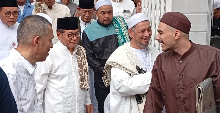 Pramono Segera Umumkan Kenaikan Dana Operasional RT/RW Jakarta di Oktober 2025. (Foto Refi Sandi/IMG)