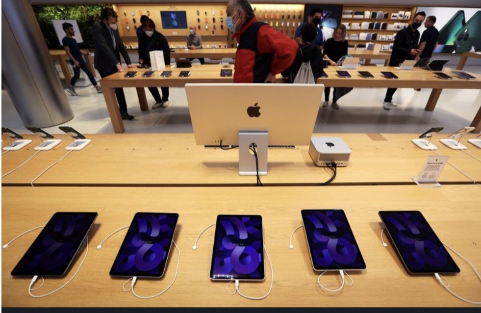 JP Morgan Sebut Permintaan iPhone 17 Lebih Tinggi Dibanding iPhone 16 (FOTO:Dok Laman Investing)