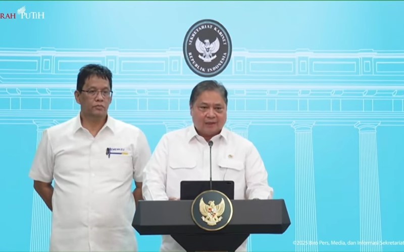 Pemerintah meluncurkan program magang untuk lulusan baru (fresh graduate) maksimal satu tahun setelah lulus perguruan tinggi. (Foto: Dok. Setpres)