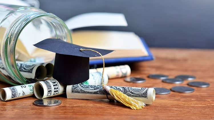 Fasilitasi Mahasiswa Hingga Rp65,5 Miliar di 2025, Apa Itu BSI Scolarship dan Syarat Daftarnya? (Foto: Apa Itu BSI Scolarship dan Syarat Daftarnya)