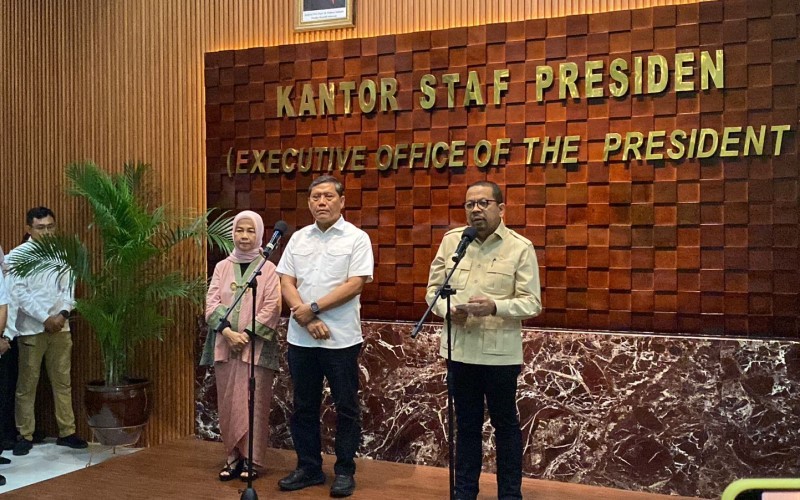 Kantor Staf Presiden (KSP) bakal mengkaji persoalan kelangkaan Bahan Bakar Minyak (BBM) pada SPBU swasta. (Foto: iNews Media/Binti Mufarida)
