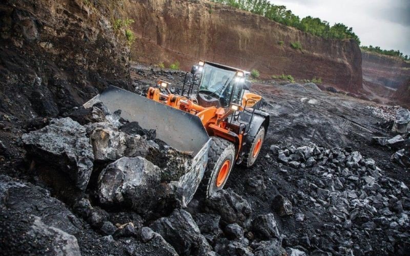 PT Hexindo Adiperkasa Tbk (HEXA) resmi mengangkat Dwi Swasono sebagai Presiden Direktur perseroan. (Foto: Dok. Hexindo)