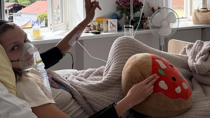 Kisaran Biaya Pengobatan Lyme Disease yang Diderita Gigi Hadid. (Foto: Instagram/Bella Hadid)