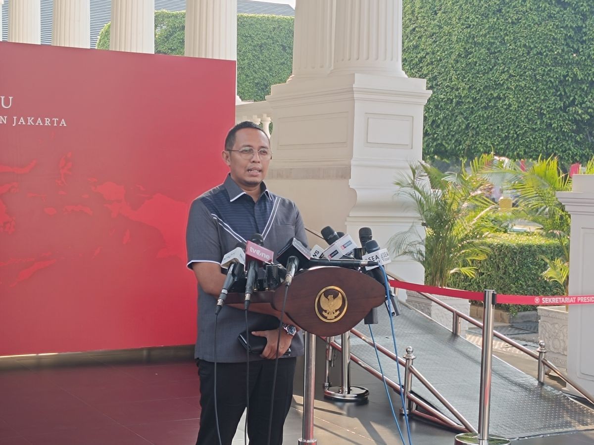 Segini Rincian Gaji Hasan Nasbi sebagai Komisaris Pertamina Menurut Aturan BUMN. (Foto: Gaji Hasan Nasbi)