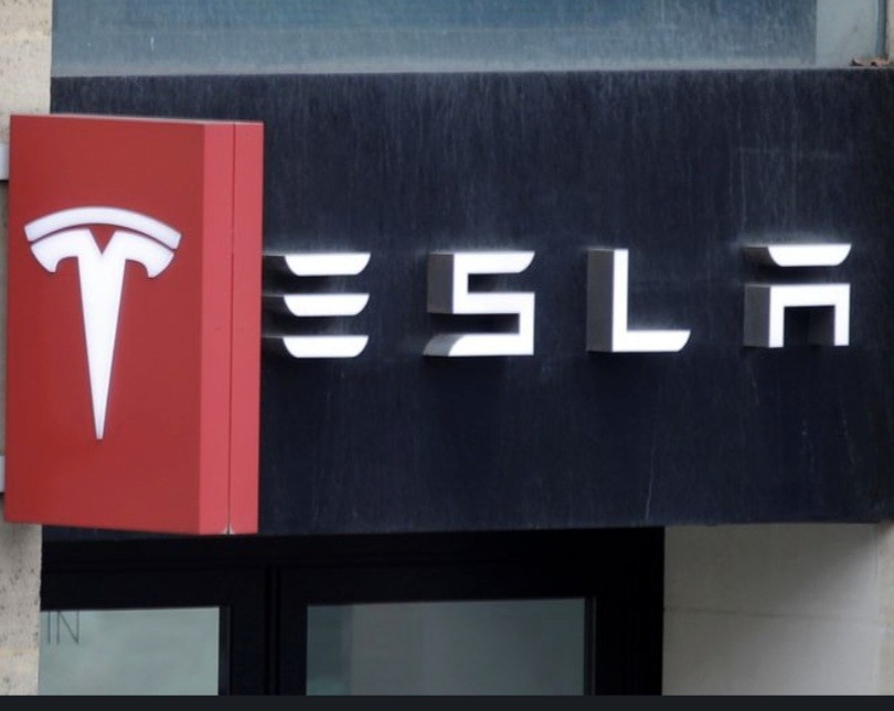 Tesla Catat Pengiriman Mobil 497 Ribu Unit, Lampaui Estimasi Kuartal III-2025 (FOTO:Dok Laman Investing)