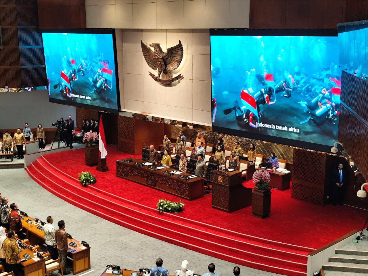 Paripurna DPR Sahkan Revisi UU BUMN Jadi Undang-Undang. (Foto Achmad/IMG)