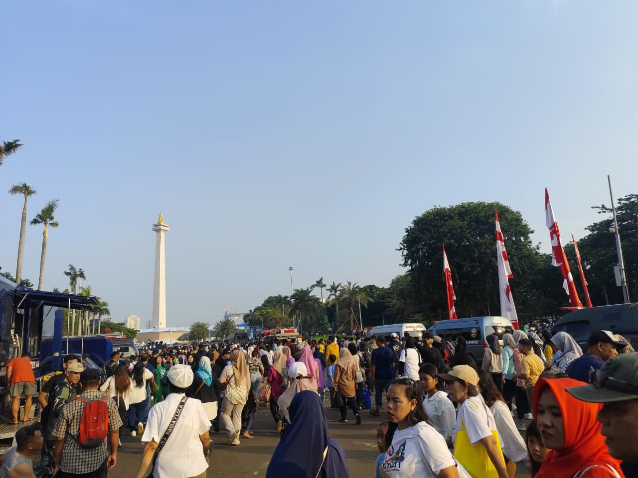 Begini Penampakan Masyarakat yang Ingin Saksikan HUT TNI ke-80 di Monas (FOTO:Dok Cikal)