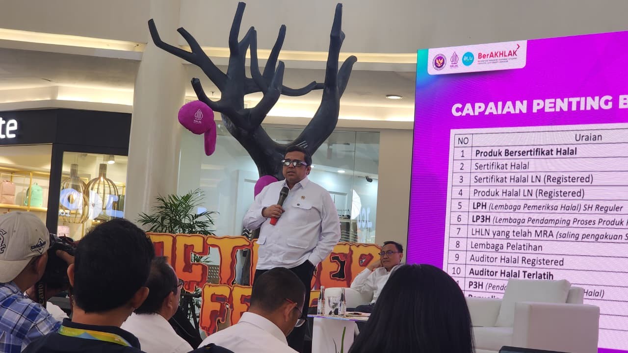 Kepala BPJPH: Produk Tak Punya Sertifikat Halal Masuk Kategori Ilegal Mulai 2026. (Foto Iqbal Dwi/IMG)