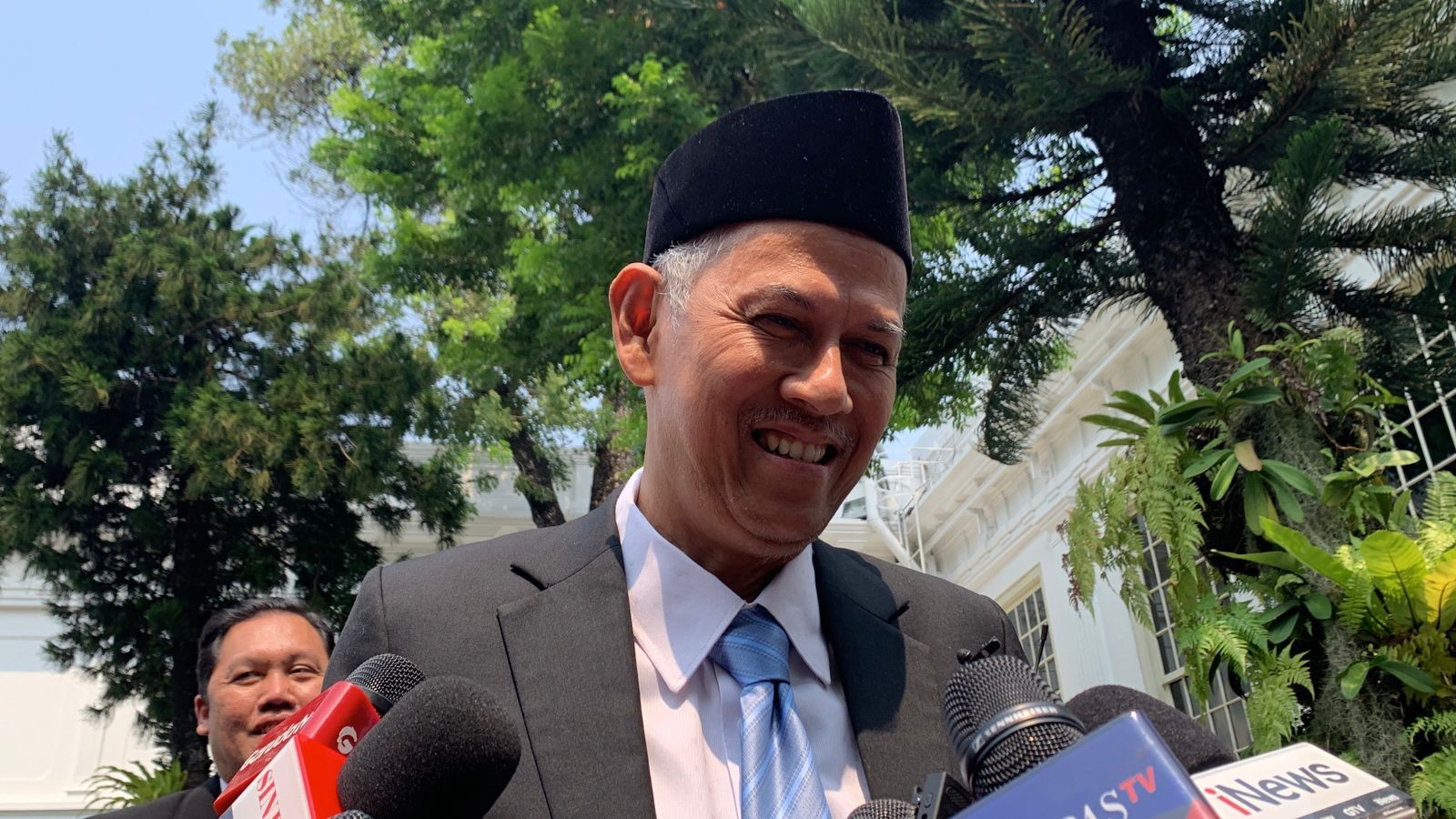 Anggito Abimanyu Tiba di Istana, Siap Dilantik Jadi Ketua DK LPS. (Foto Binti M/IMG)