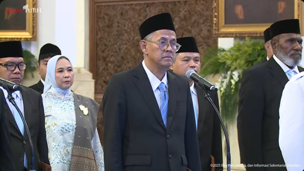 Prabowo Lantik Anggito Abimanyu Jadi Ketua LPS Gantikan Purbaya. (Foto Tangkapan Layar)
