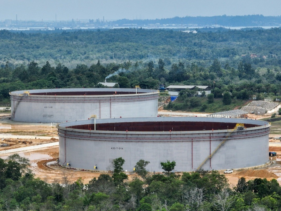 Dua Tangki Minyak Raksasa Pertamina Tuntas Dibangun, Terbesar di Asia Tenggara. (Foto Pertamina)