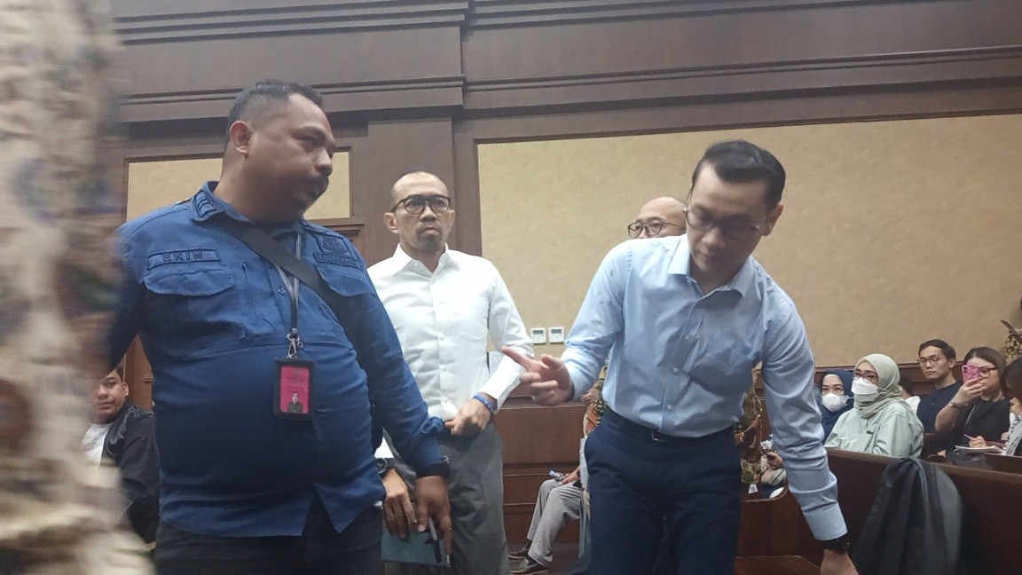 Eks Dirut Pertamina Patra Niaga Masih Berstatus Karyawan BUMN Meski Sudah Tersangka Korupsi. (Foto: INews Media Group)