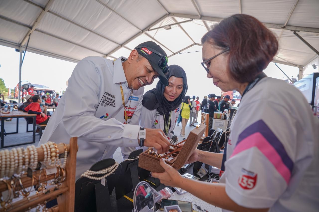 Pertamina Bawa UMKM Lokal 'Ngebut' di Sirkuit Mandalika. Foto: dok. Pertamina.