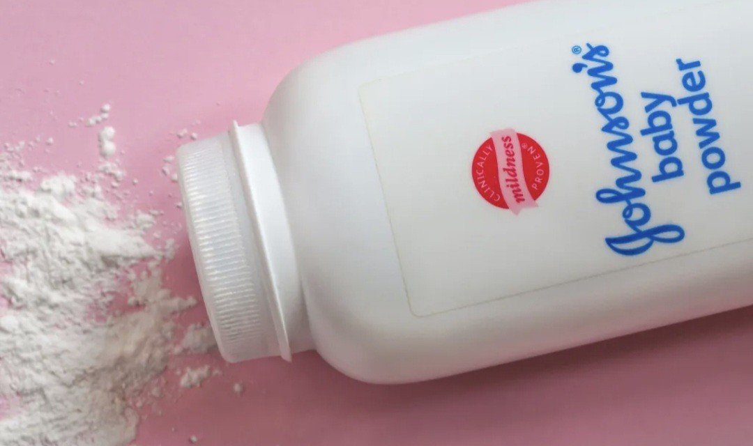 Ribuan Orang di Inggris Menggugat Johnson & Johnson Atas Risiko Kanker Akibat Bedak Talk (FOTO:Dok Laman BBC)