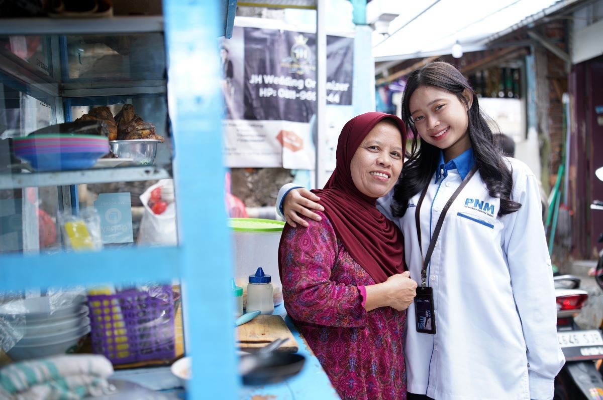 PNM Apresiasi Para Account Officer, Lulusan SMA Bisa Kuliah Gratis dan Umrah. (Foto: Dok. PNM)