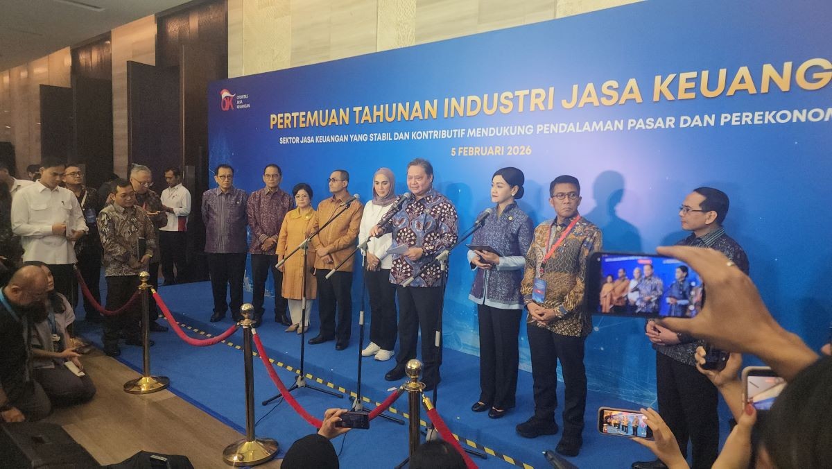 Prabowo Minta OJK Segera Reformasi Pasar Modal untuk Kembalikan Kepercayaan Investor Asing. (Foto: Iqbal Dwi Purnama/iNews Media Group)