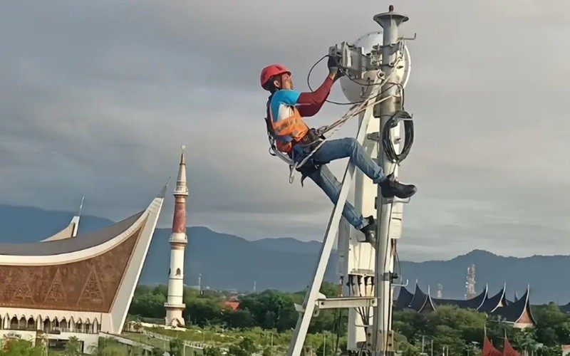 EXCL Tumbuh Dua Digit Pasca Merger: ARPU Meningkat dan Laba Bersih Melonjak 2025