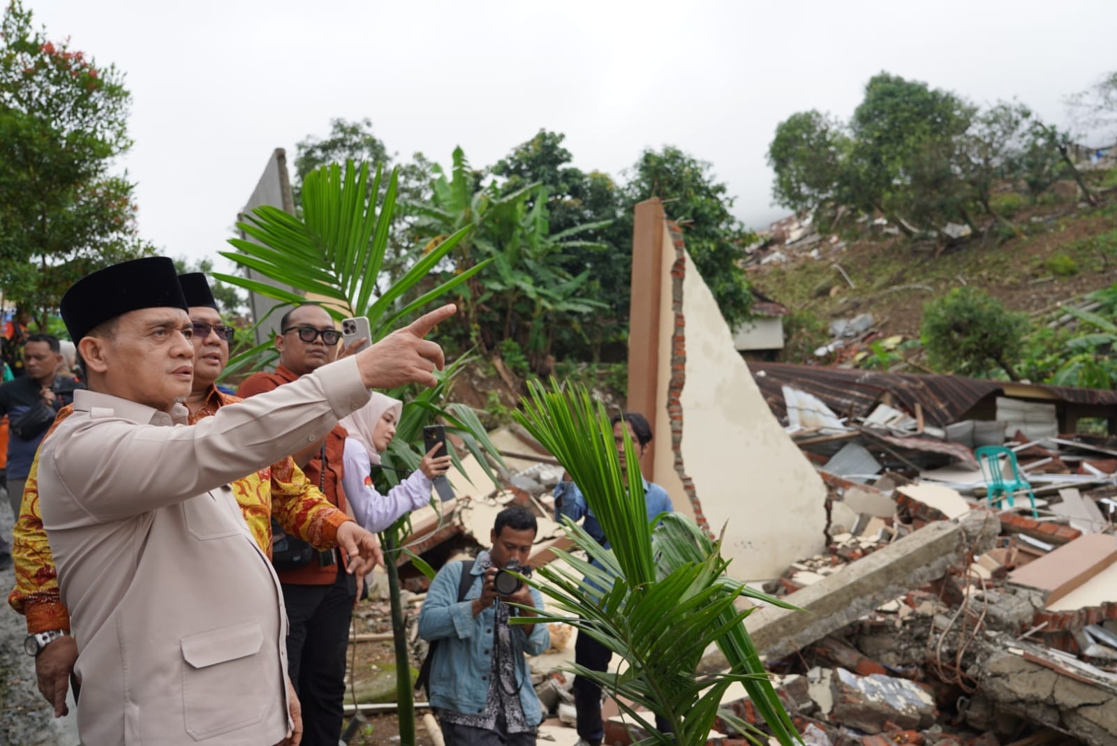 Pemerintah Siapkan Langkah Relokasi bagi Pesantren Terdampak Bencana di Tegal (FOTO:Dok Kemenag)