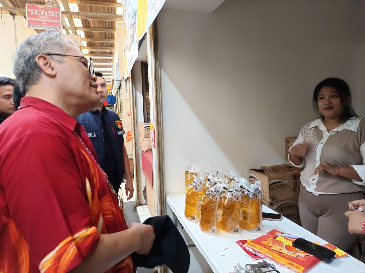 Bulog Pastikan Stok Minyakita Tembus 1 Juta Liter di Jakarta-Banten Selama Ramadan. (Foto: iNews Media Group)
