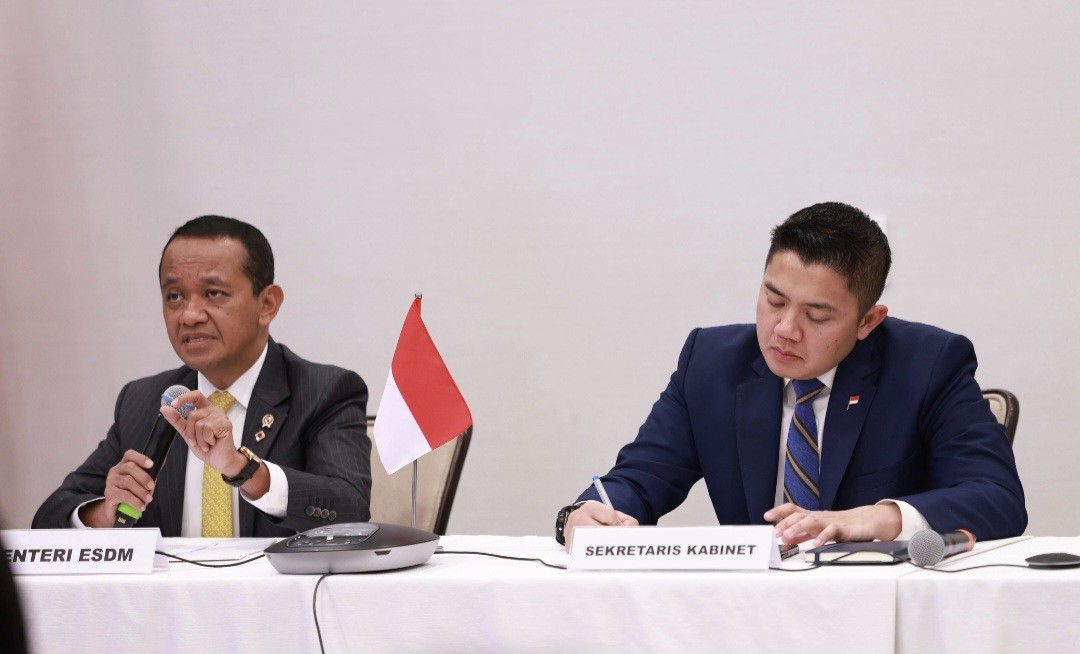 Seskab Teddy Sebut Diplomasi Prabowo Buahkan Hasil, Tarif AS Turun Jadi 19 Persen (FOTO:Dok BPMI Setpres)