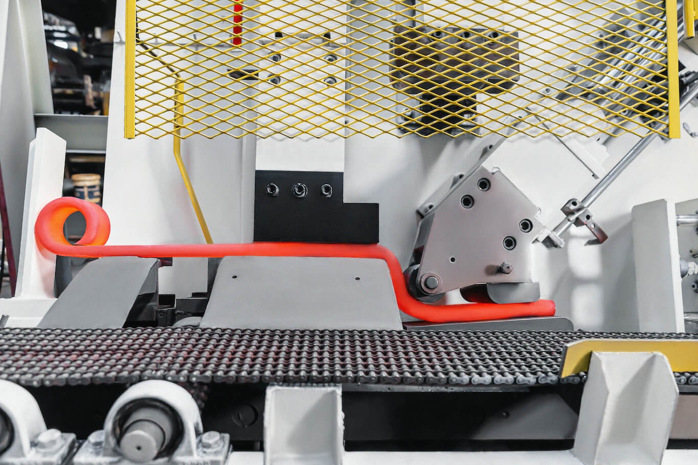 Saham INDS ARB 3 Hari Beruntun usai Reli, Analis Soroti Masalah Ini. (Foto: Indospring)