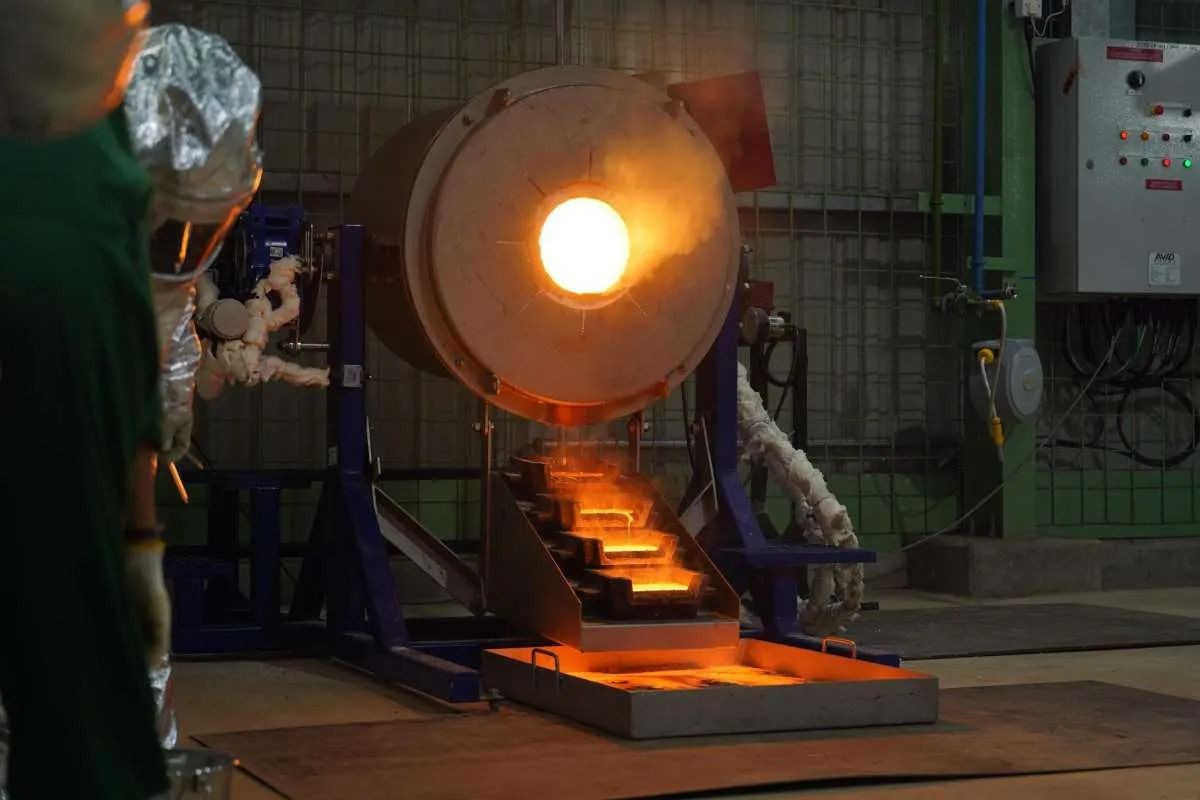 Tambang Pani Masuk Fase Produksi Komersial, Merdeka Gold (EMAS) Kirim Dore Perdana ke Antam. Foto: EMAS.