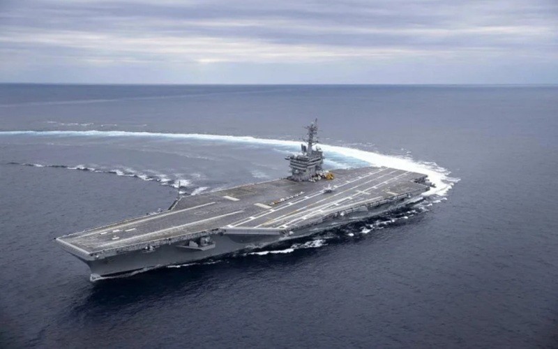 Iran meluncurkan rudal balistik ke kapal induk milik Amerika Serikat (AS), USS Abraham Lincoln, namun dibantah oleh CENTCOM. (Foto: iNews Media Group)