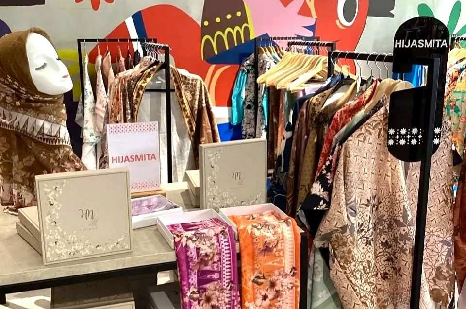 Program BRI Dorong Kreativitas Pelaku Usaha 'Hijasmita' melalui Desain Hijab Modern Bernuansa Lokal. (Foto: Doc BBRI)