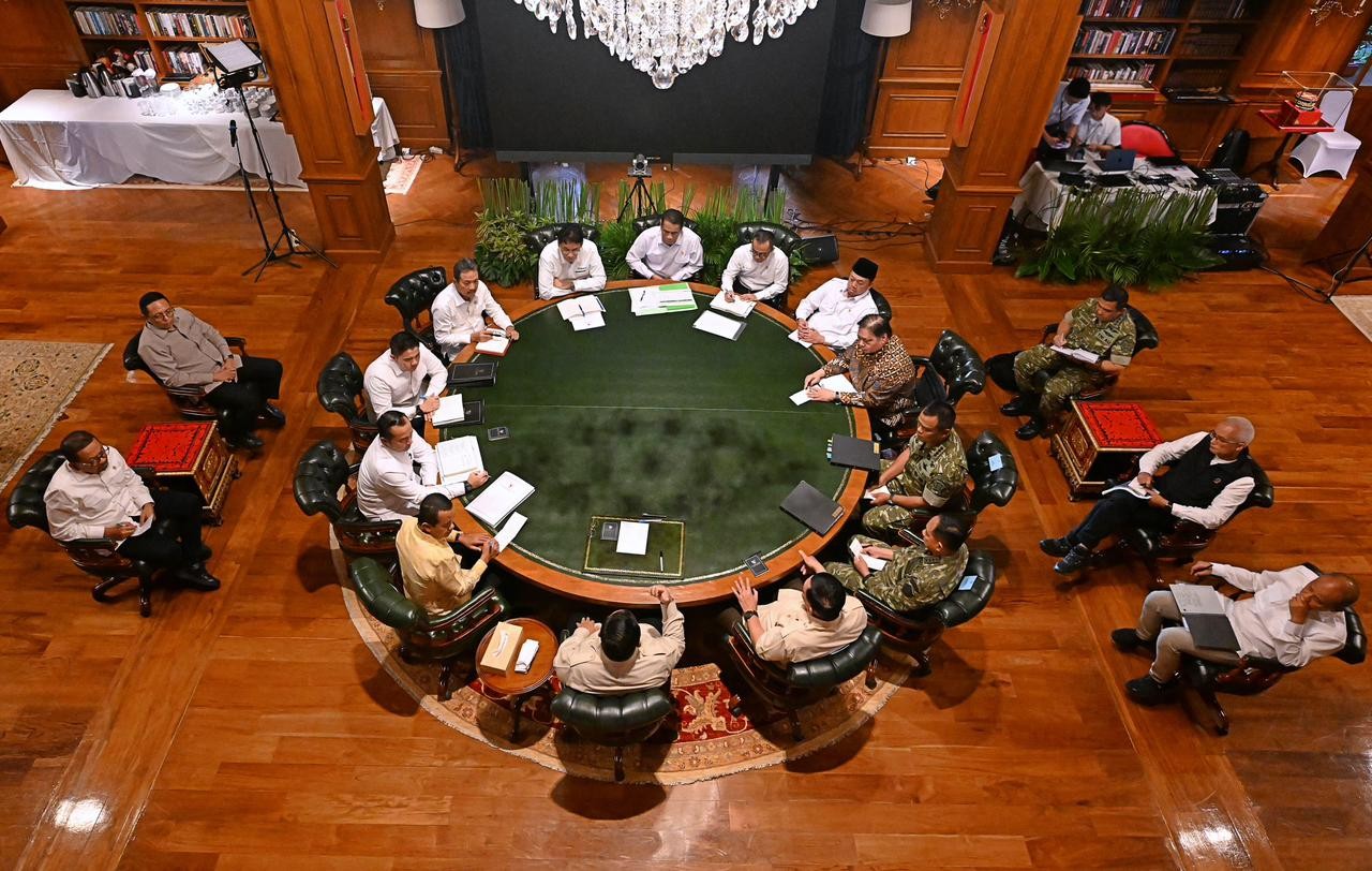 Ratas di Hambalang, Prabowo Bahas Persiapan Pangan-Energi Jelang Lebaran 2026. (Foto Setkab)