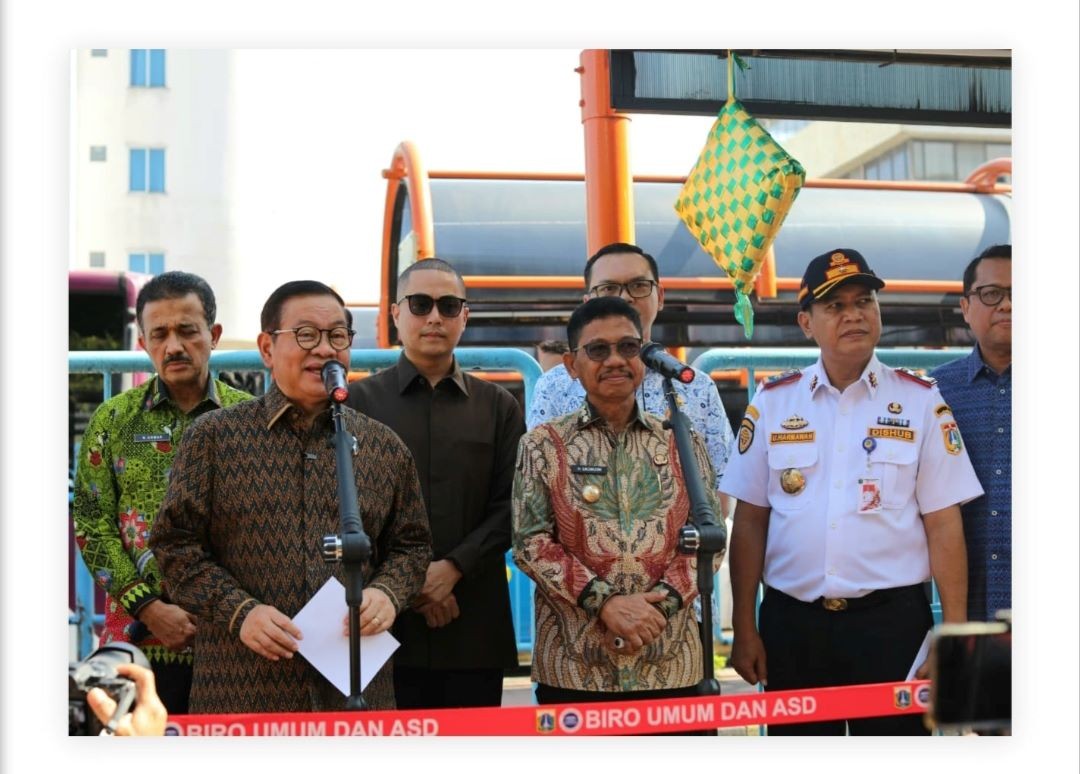 Pramono Bakal Naikkan Tarif Transjabodetabek Blok M-Bandara Soetta Rp10.000-Rp15.000. (Foto: Dok. Pemprov DKI Jakarta)