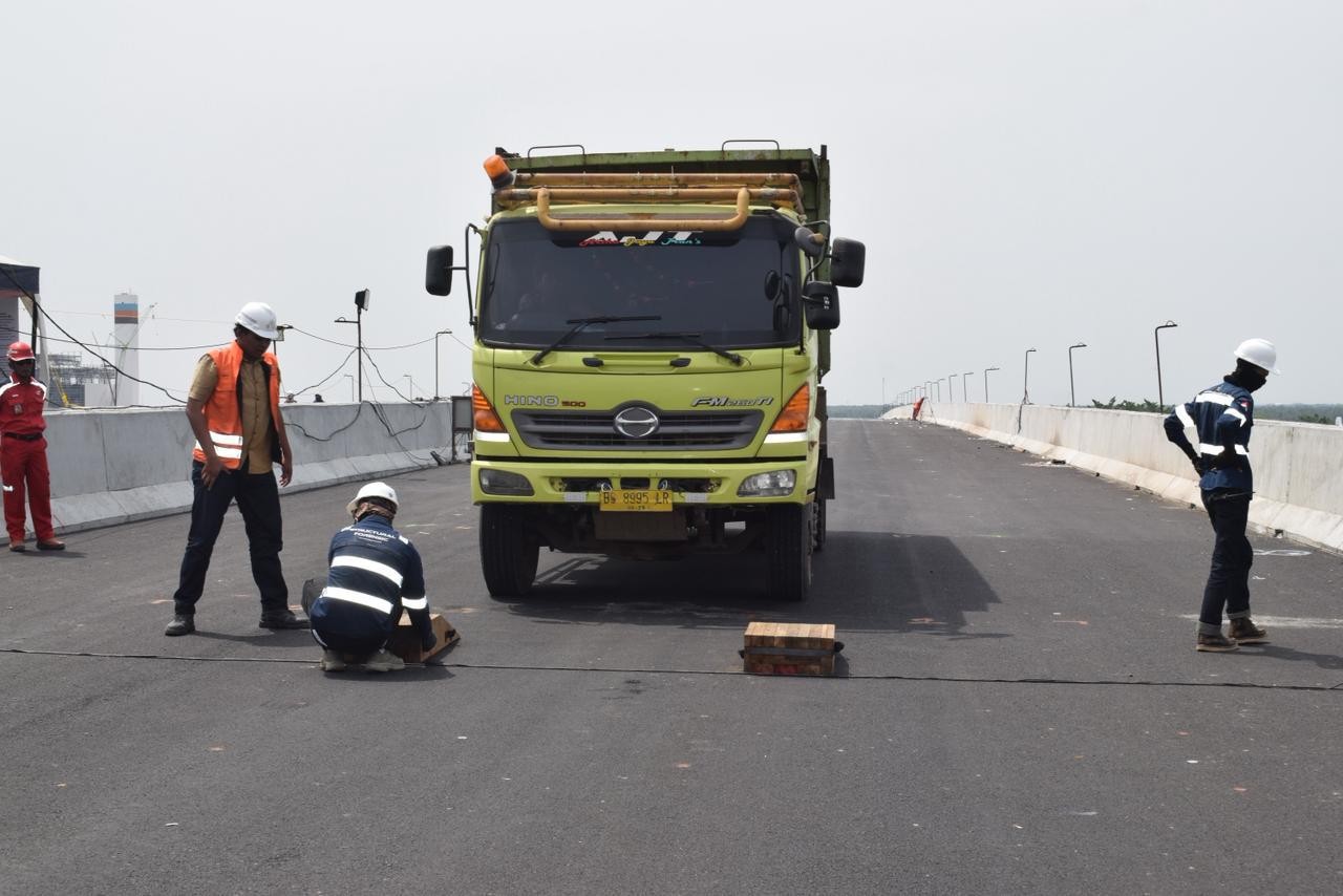 Hutama Karya Uji Laik Fungsi Jembatan Musi V, Tol Palembang-Betung Siap Beroperasi Saat Lebaran. Foto: Hutama Karya.