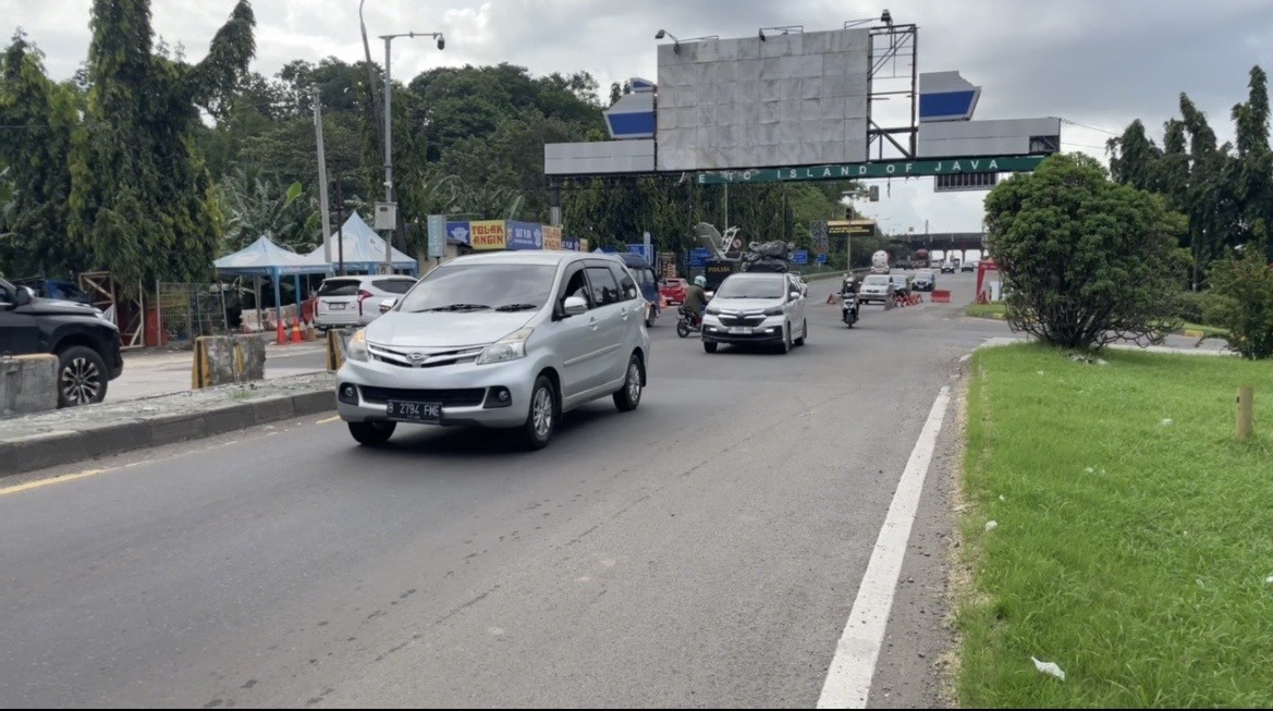 H-5 Lebaran 2026, Lalu Lintas Menuju Pelabuhan Merak Masih Lenggang. (Foto: MNC Media)