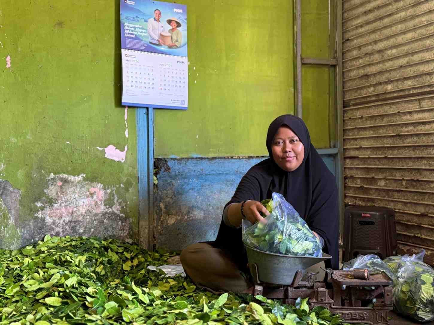 Perjuangan Ibu Wulan, Bangkit dari Titik Terendah hingga Punya Rumah Sendiri. (Foto: Doc PNM)