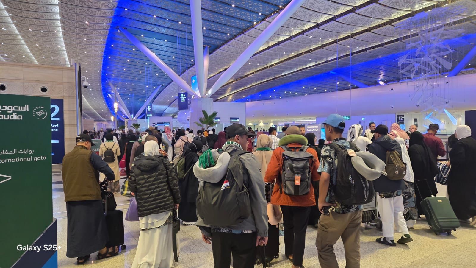 Kemenhaj Kawal Kepulangan 2.190 Jamaah Umrah dalam Dua Hari Terakhir (FOTO:Dok Kemenhaj)