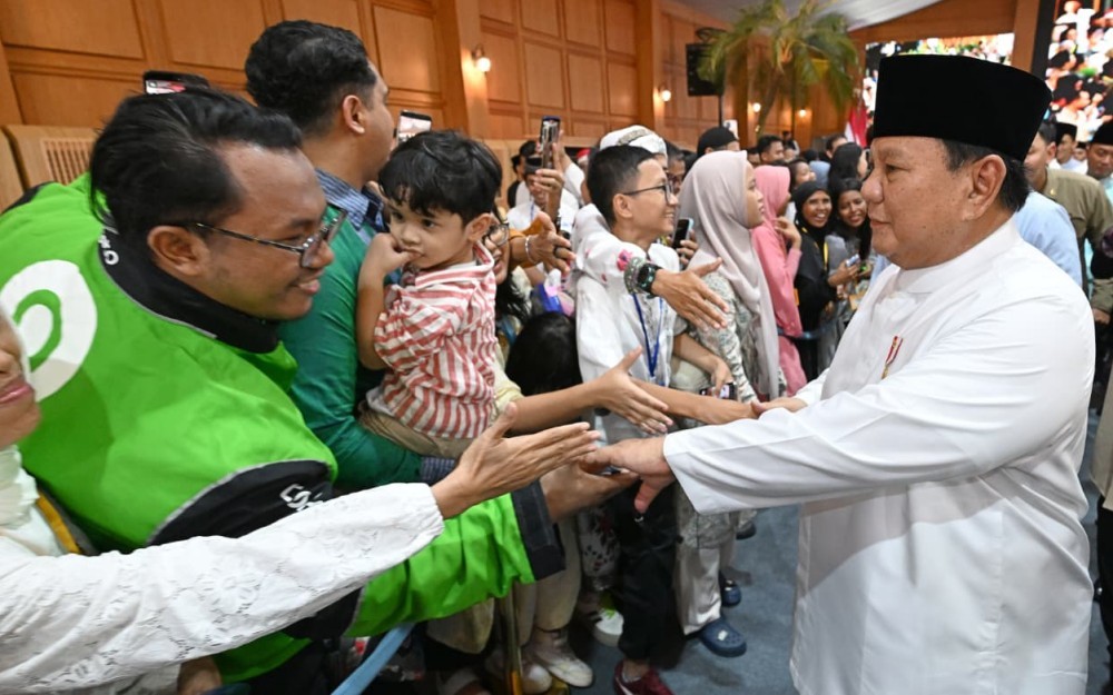 Driver Ojol Ini Bangga Bisa Lebaran di Istana, Pulang Senang Bawa Sembako dari Presiden Prabowo