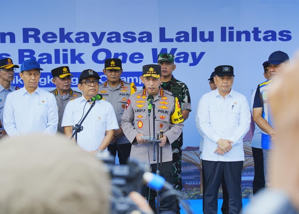 One-Way Nasional Arus Balik Resmi Berlaku, Kapolri Imbau Pemudik Utamakan Keselamatan. (Foto: MNC Media)
