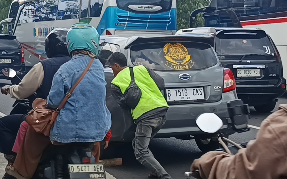 Polisi Siapkan Layanan Bengkel Gratis untuk Kendaraan Mogok di Lingkar Gentong 