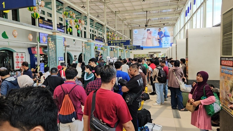 Arus Balik Masih Berlangsung, 52 Ribu Penumpang Kereta Tiba di Jakarta (Foto: iNews Media Group)