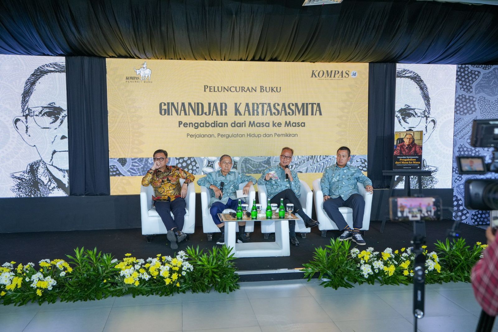 Mantan Menko Ekuin Ginandjar Kartasasmita Ungkap Kunci Utama Kembalikan Nilai Tukar Rupiah. (Foto: Inews Media Group)