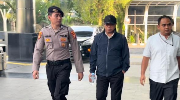 Terjaring OTT, Bupati Tulungagung Gatut Sunu Wibowo Tiba di Gedung KPK. (Foto: MNC Media)