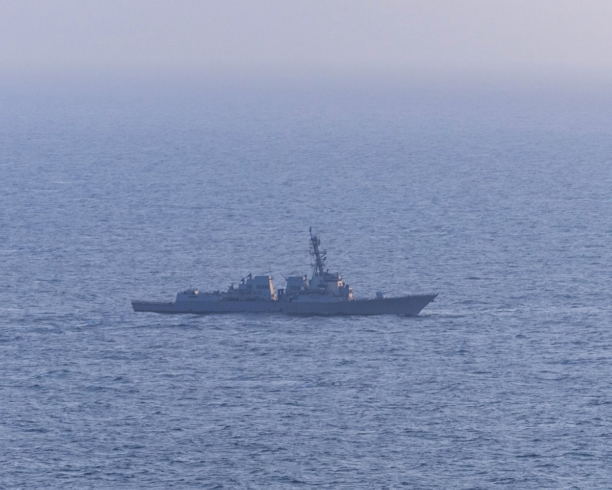 Armada Laut AS Cegat Kapal Kargo Iran yang Lintasi Selat Hormuz. (Foto:X/@centcom)
