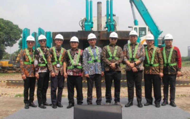 PT Argo Pantes Tbk (ARGO) resmi menjalani proses groundbreaking yang menandai dimulainya pembangunan gudang untuk J&T Cargo di Tangerang. (Foto: Ist)