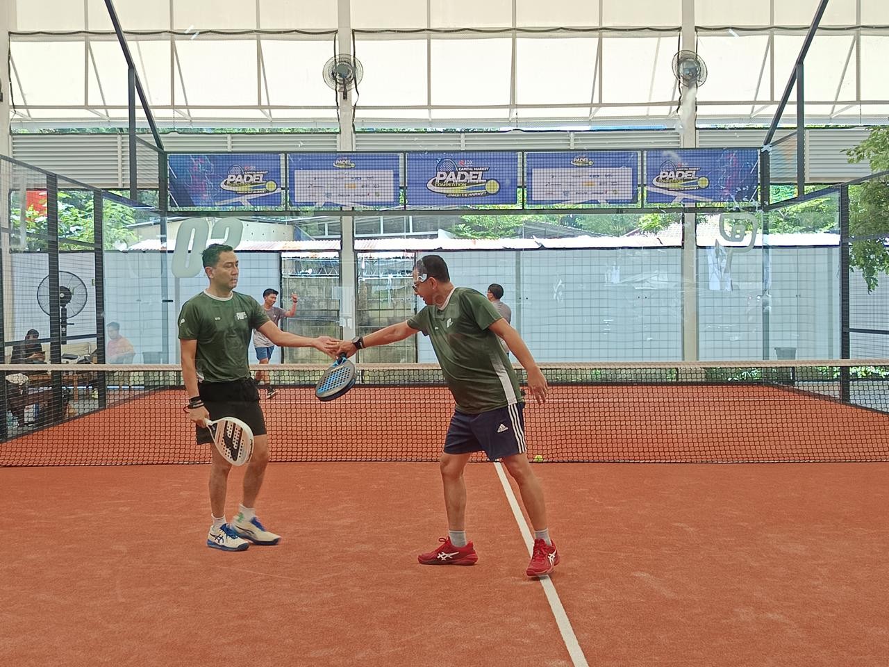 IDX Channel Capital Market Padel Competition Jadi Ajang Bincang Bisnis hingga Smash. Foto: iNews Media Group.