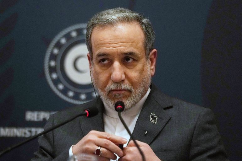 Menlu Iran Tegaskan Tidak Ada Solusi Militer di Hormuz, Pembicaraan dengan AS Terus Berlanjut. (Foto: iNews Media Group)
