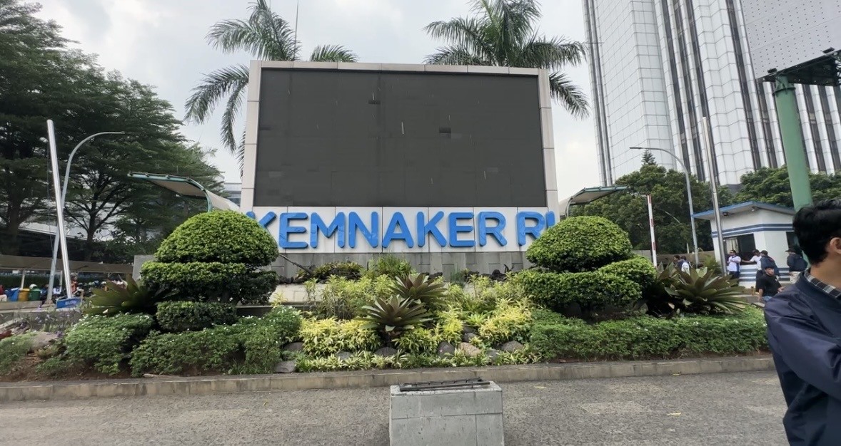 Begini Situasi Terkini Demo Buruh di Kemnaker. (Foto Ari Sandita/IMG)