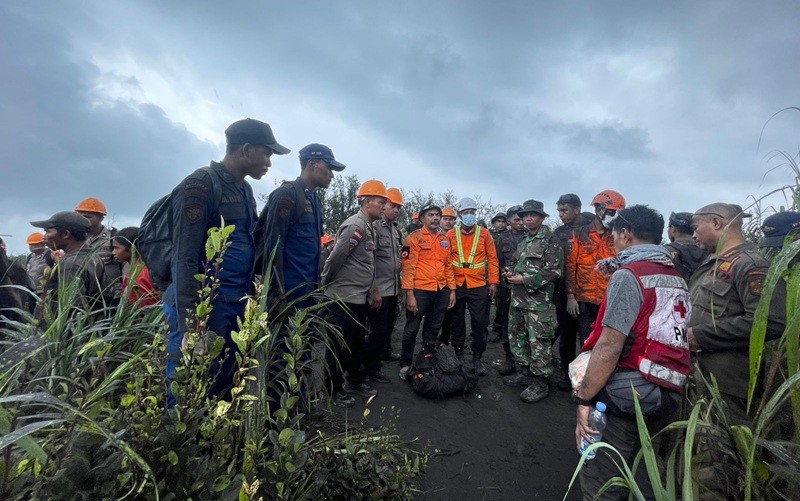 Tim SAR resmi menghentikan pencarian setelah menemukan seluruh korban erupsi Gunung Dukono di Kabupaten Halmahera Utara. (Foto: Ist)