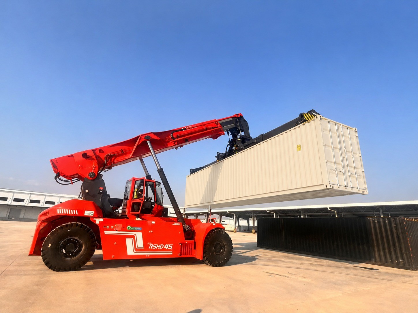 RMKE Investasikan Rp45,5 Miliar untuk Armada EV dan AI Perkuat Infrastruktur Logistik. (Foto: Ilustrasi)