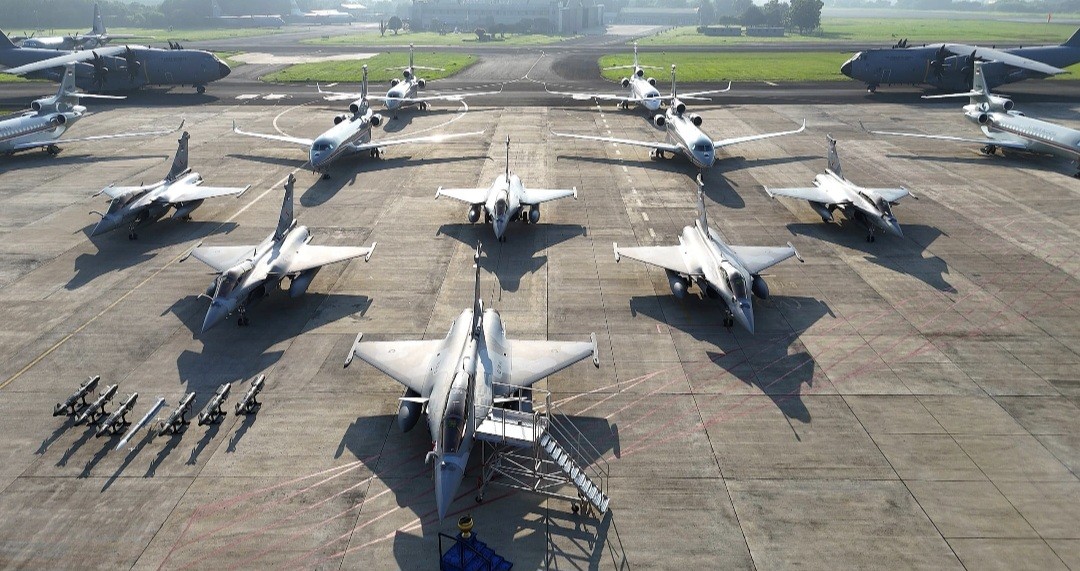 Begini Penampakan 6 Jet Tempur Rafale hingga 4 Falcon 8X yang Diserahkan Prabowo ke TNI (FOTO:Dok BPMI Setpres)