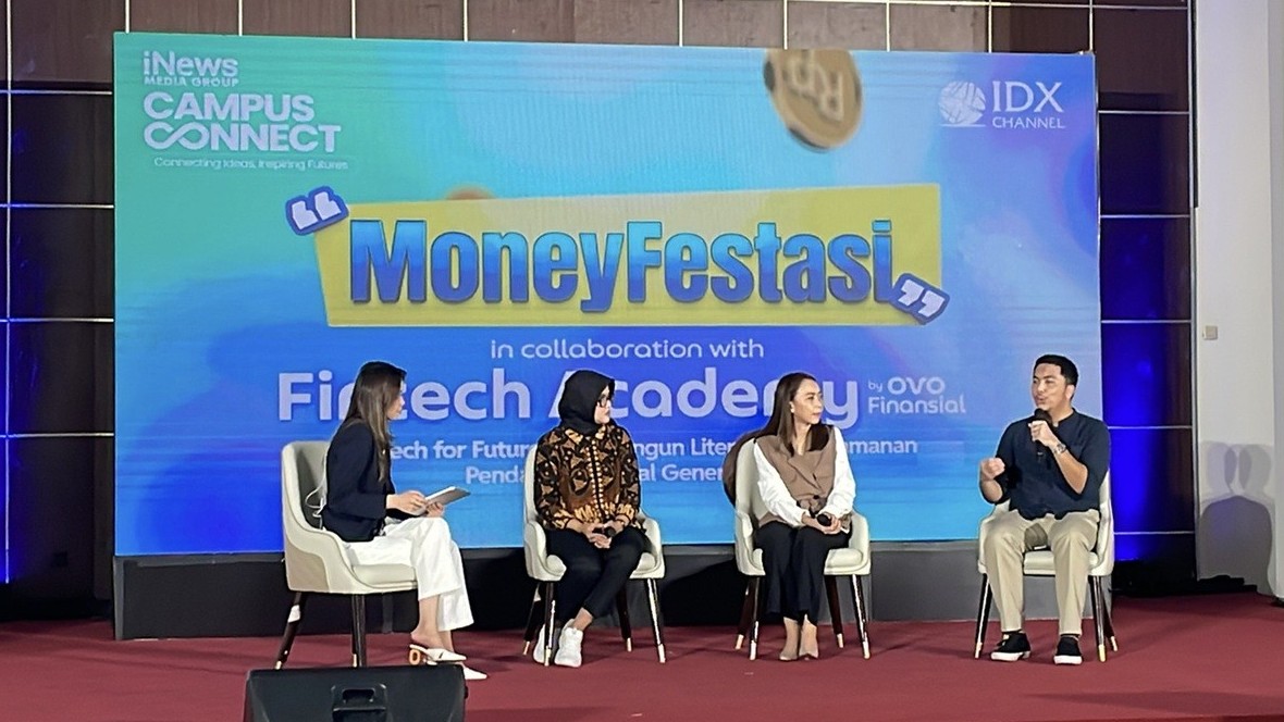 Peningkatan Literasi Pendanaan Digital Mahasiswa UNS Lewat MoneyFestasi bersama OVO Finansial. (Foto Niko/IMG)
